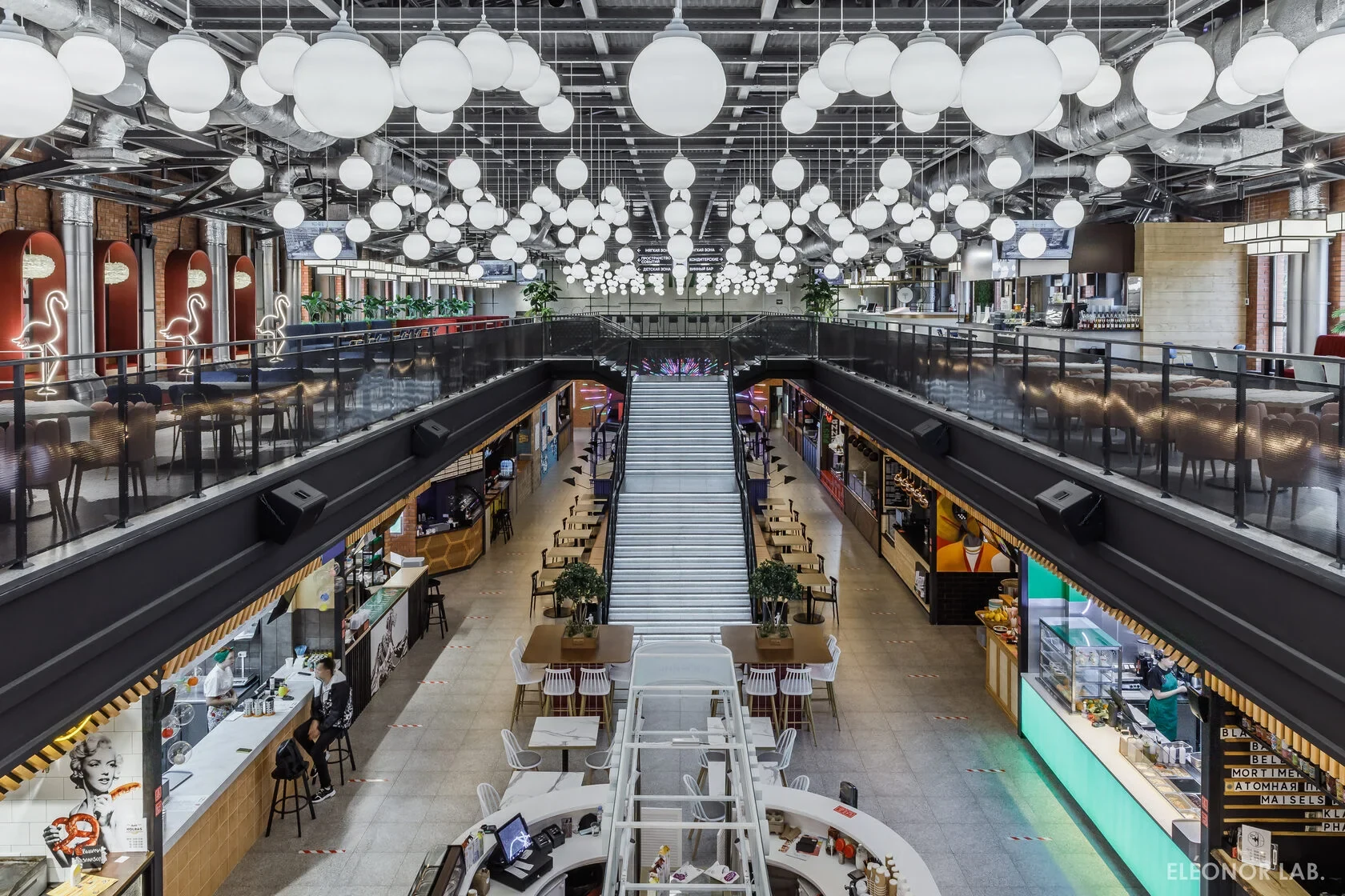 Фудмаркет 3 000 м²